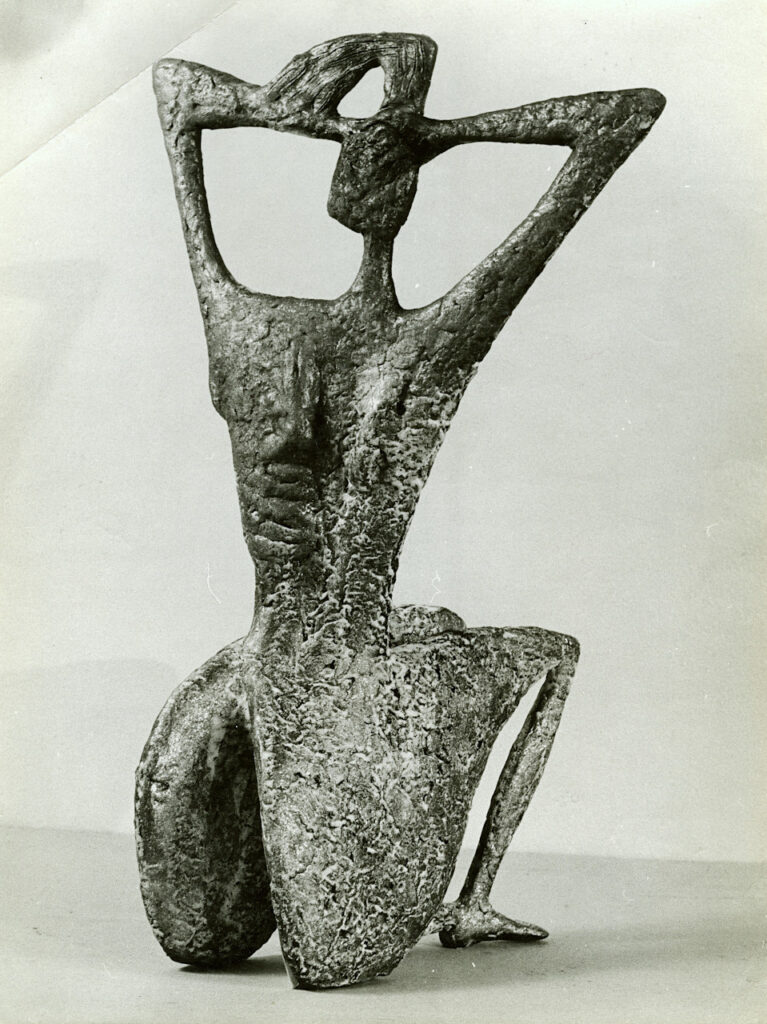 Escultura-Lapayese-Peinándose posterior 1958 Escultura-Lapayese-Peinándose posterior 1958