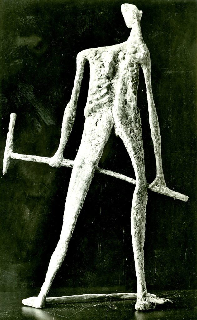 Escultura-Lapayese-Guerrero primitivo 1958 Escultura-Lapayese-Guerrero primitivo 1958