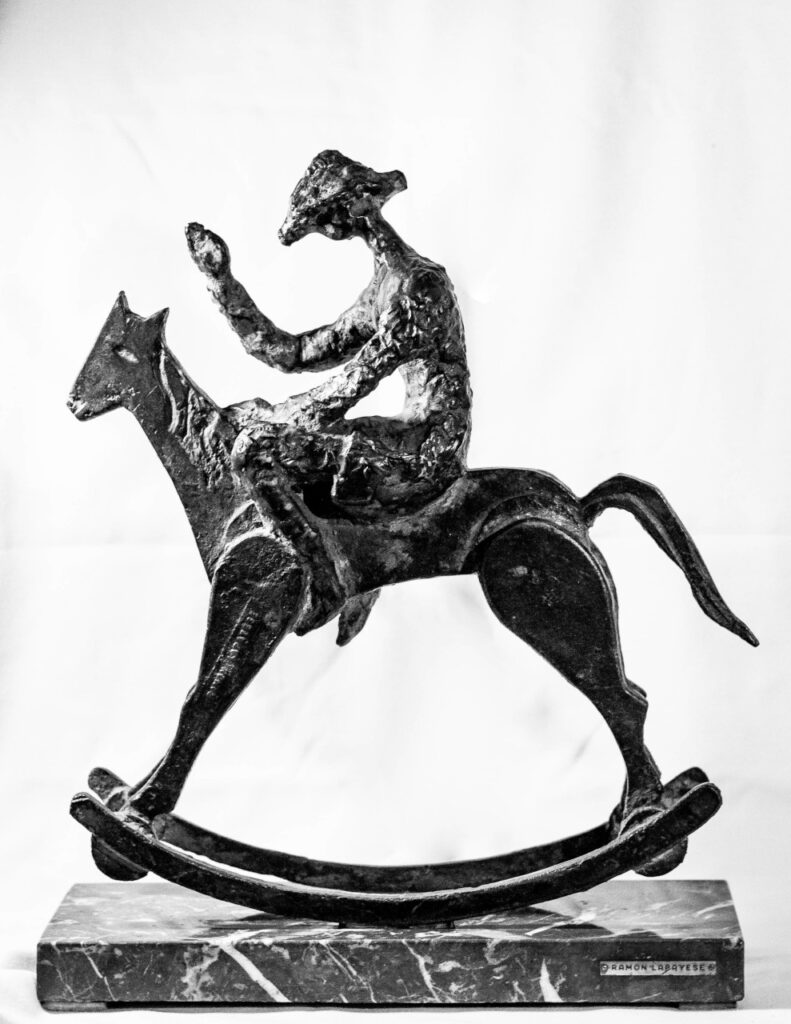 Escultura-Lapayese-Niño del balancín, bronce 39 x 30 x 9 cm Escultura-Lapayese-Niño del balancín, bronce 39 x 30 x 9 cm