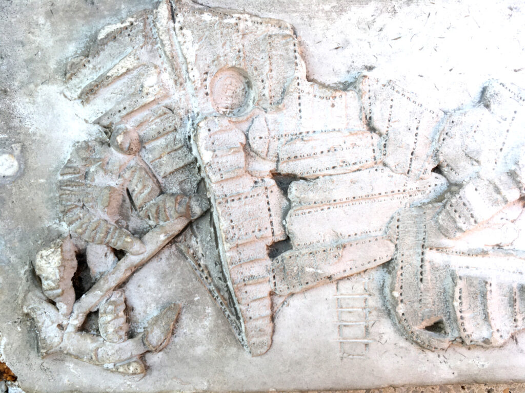 Lapayese- Escultura monumental - Friso - Jefatura Logística de la Armada - JAL boceto1_d4 Lapayese- Escultura monumental - Friso - Jefatura Logística de la Armada - JAL boceto1_d4