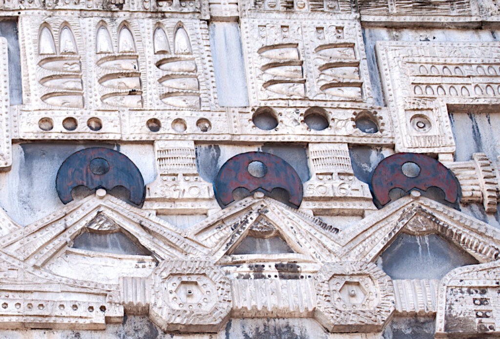 Lapayese- Escultura monumental - Friso - Jefatura Logística de la Armada - JAL Lapayese- Escultura monumental - Friso - Jefatura Logística de la Armada - JAL