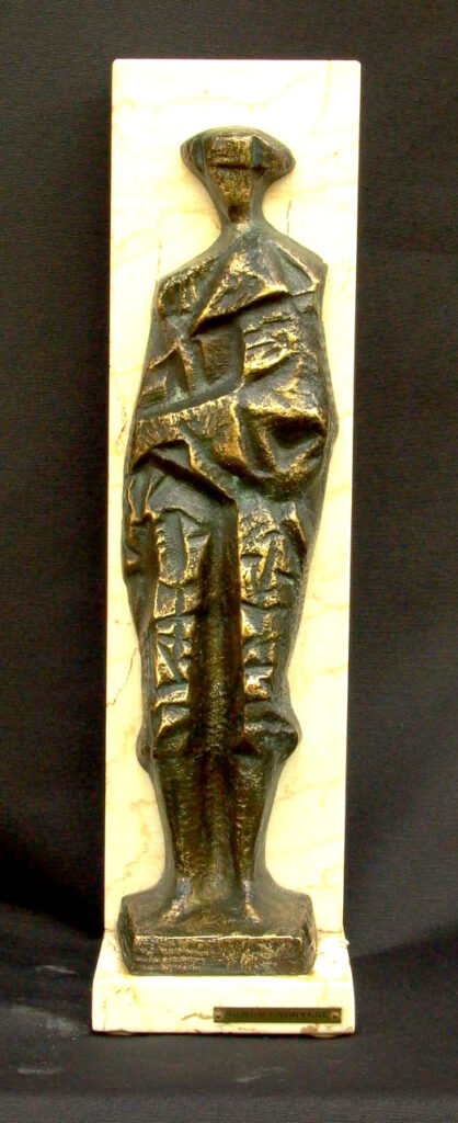 Lapayese - escultura - tauromaquia - toro - torero - altorrelieve en bronce Lapayese - escultura - tauromaquia - toro - torero - altorrelieve en bronce