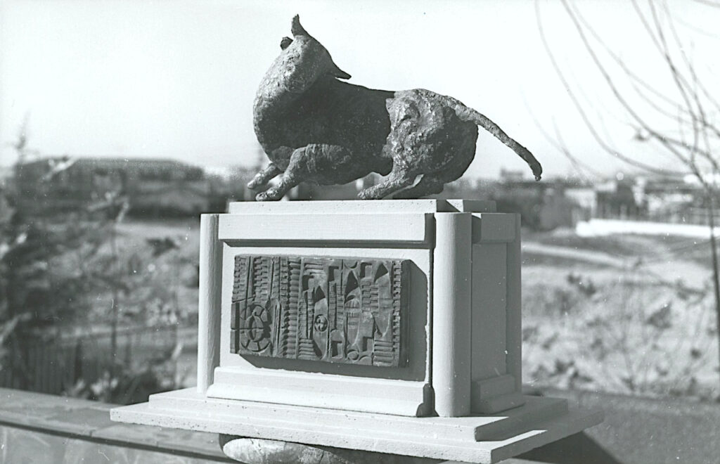 Escultura - Lapayese - tauromaquia - toro - bronce - boceto para monumento en El Puerto de Santa María, Cádiz Escultura - Lapayese - tauromaquia - toro - bronce - boceto para monumento en El Puerto de Santa María, Cádiz