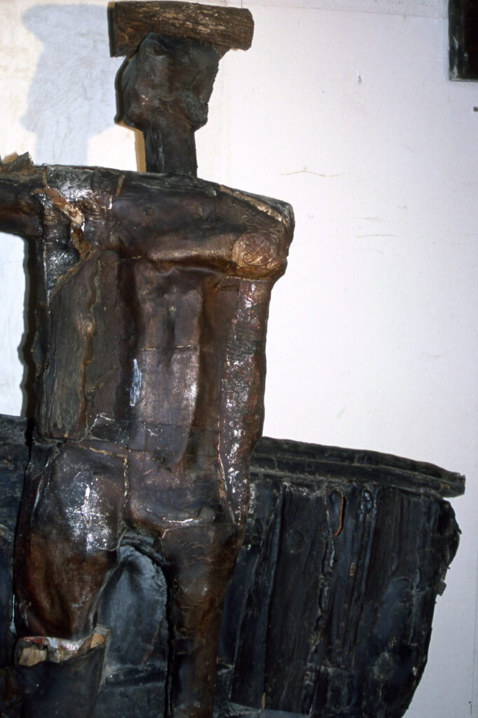 Lapayese - escultura - tauromaquia - Toro y torero 01 - tamaño natural - madera, cuero y hierro, restauración dañada, detalle 2, 1995 Lapayese - escultura - tauromaquia - Toro y torero 01 - tamaño natural - madera, cuero y hierro, restauración dañada, detalle 2, 1995