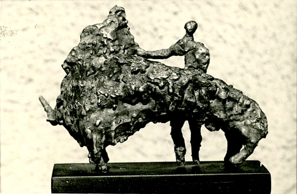 Lapayese - escultura - tauromaquia - toro - torero - bronce - 1969 Lapayese - escultura - tauromaquia - toro - torero - bronce - 1969