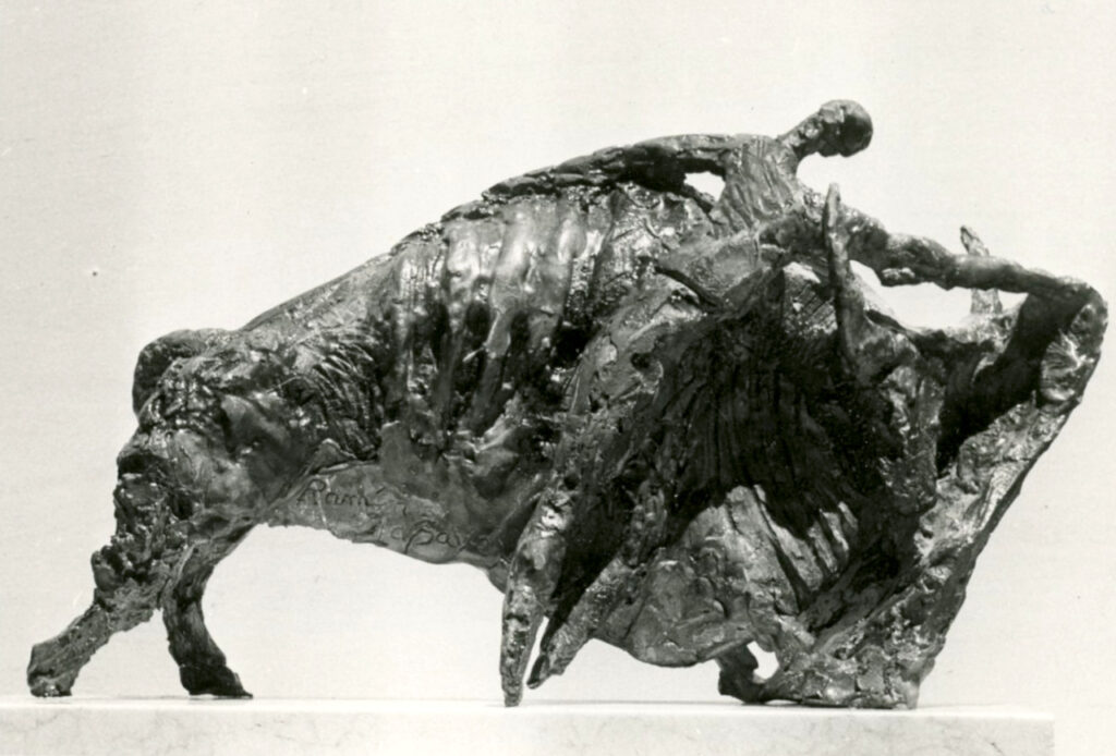 Lapayese - escultura - tauromaquia - toro - torero - bronce - 1969 Lapayese - escultura - tauromaquia - toro - torero - bronce - 1969