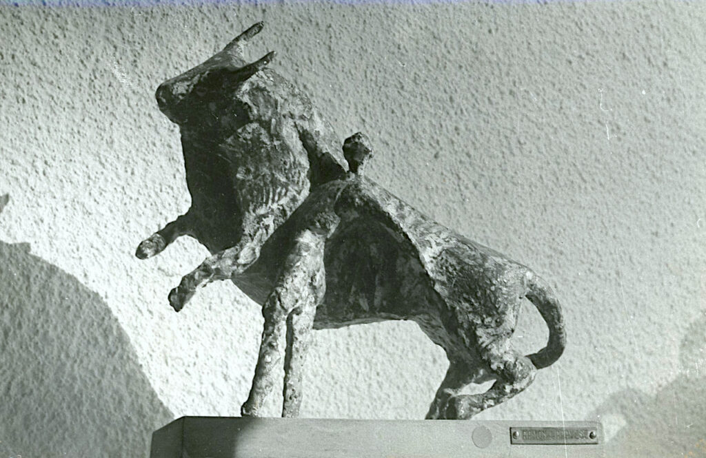 Lapayese - escultura - tauromaquia - toro - torero - bronce - 1970 Lapayese - escultura - tauromaquia - toro - torero - bronce - 1970