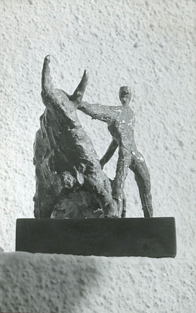 Lapayese - escultura - tauromaquia - toro - torero - bronce - 1970 Lapayese - escultura - tauromaquia - toro - torero - bronce - 1970